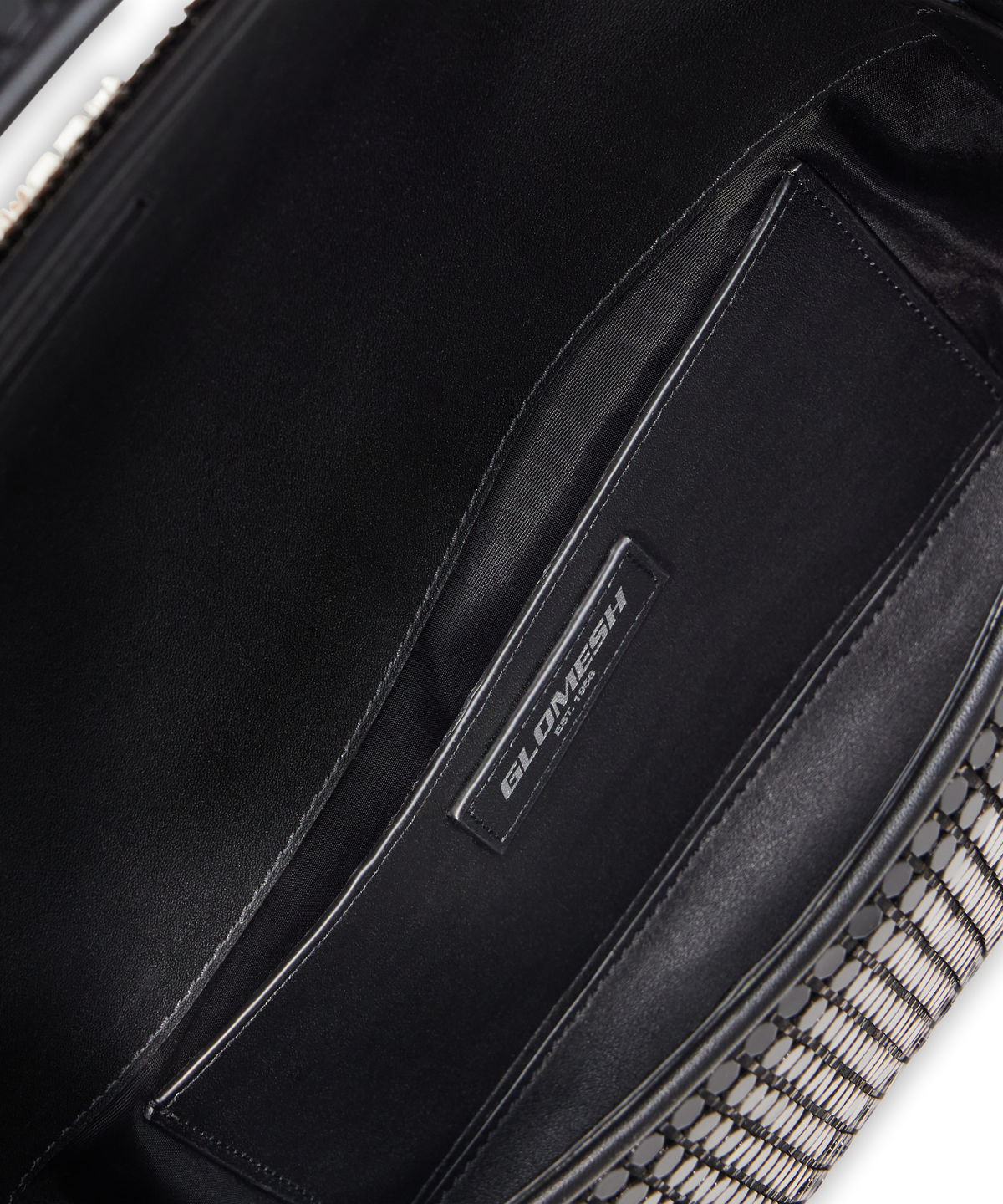 BERTHA / Black